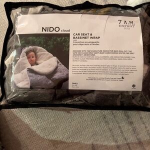 7am enfent 0-6 month car seat and bassinet wrap